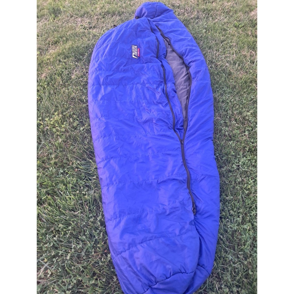Sierra Designs Blue Mummy Sleeping Bag Regular Hooded 2-Season Nylon Synthetic